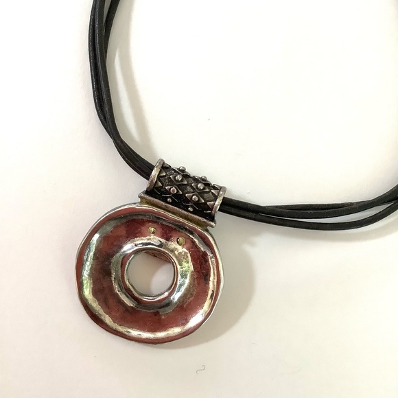 Vintage Chicos silver and black necklace and earrings - Picture 4 of 8